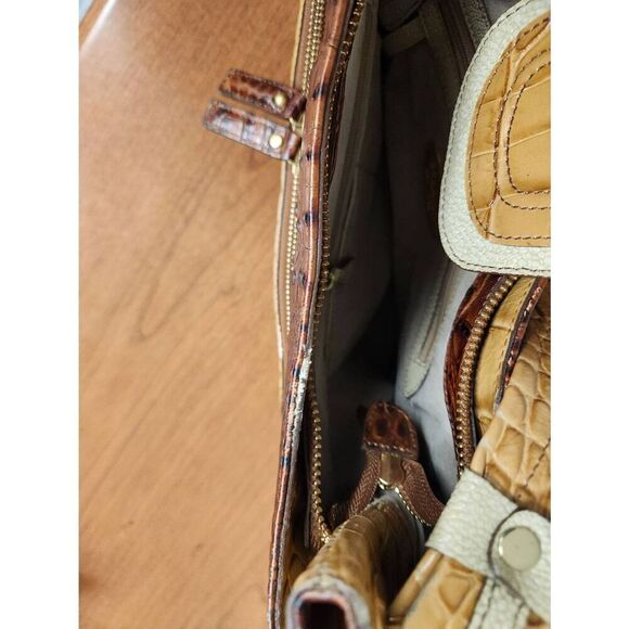 Brahmin (Jabou) Pecan Tricolor Collection shoulder bag. Excellent used condition - Picture 10 of 15